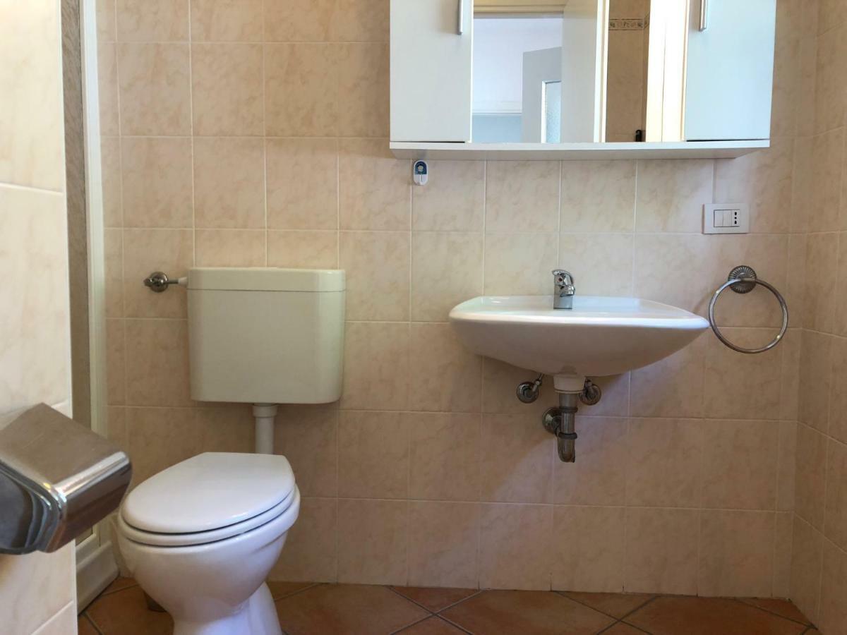 Residenza Ai Ronchi 1 2 6 Aparthotel Maccagno ภายนอก รูปภาพ