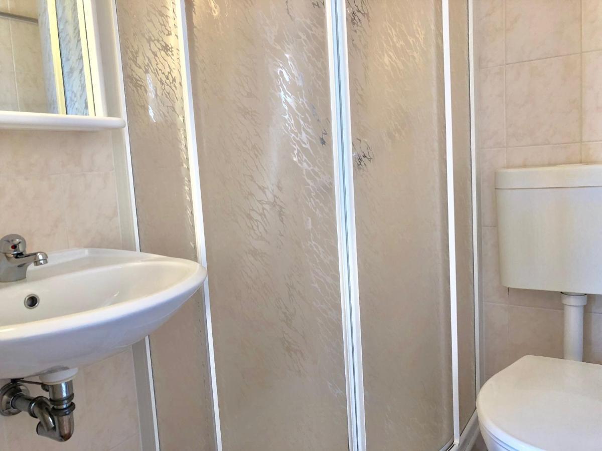 Residenza Ai Ronchi 1 2 6 Aparthotel Maccagno ภายนอก รูปภาพ
